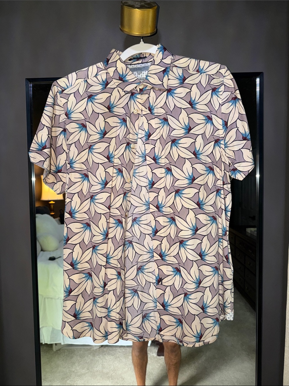 Ted Baker London Men’s Floral Short Sleeve Button-Up Shirt Size 3